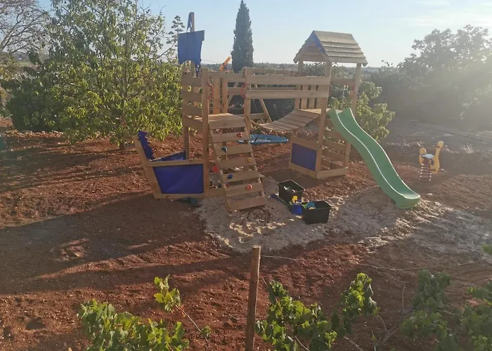 Casa Azul-Tiny House With Fantastic View, Big Outdoor Space And Pool